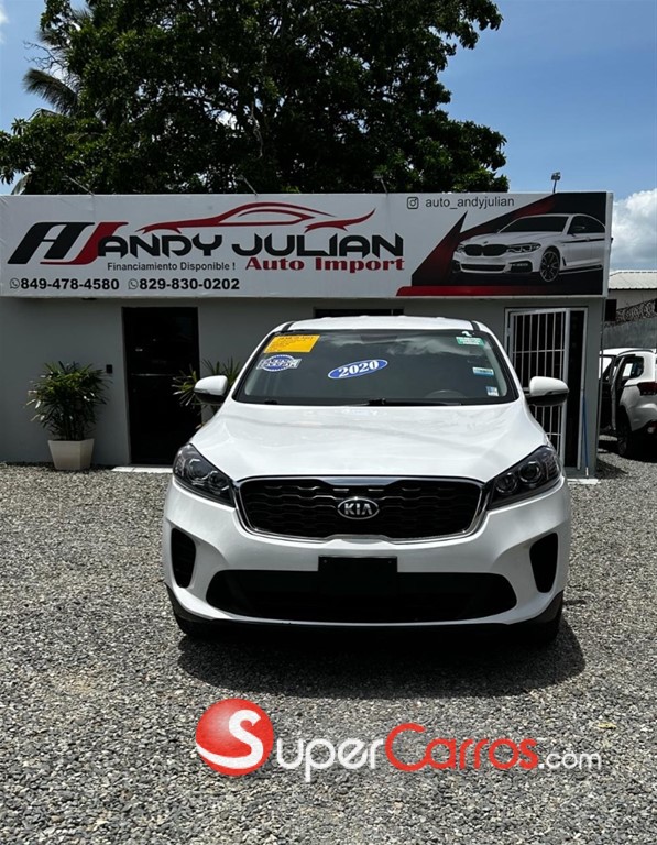 2020 Kia Sorento LX — foto 2 / 12