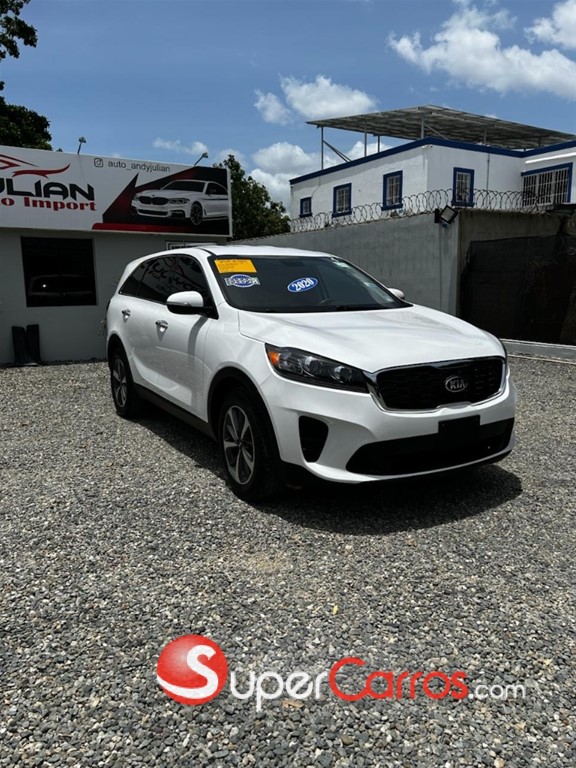 2020 Kia Sorento LX — foto 3 / 12