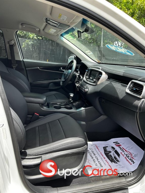 2020 Kia Sorento LX — foto 12 / 12