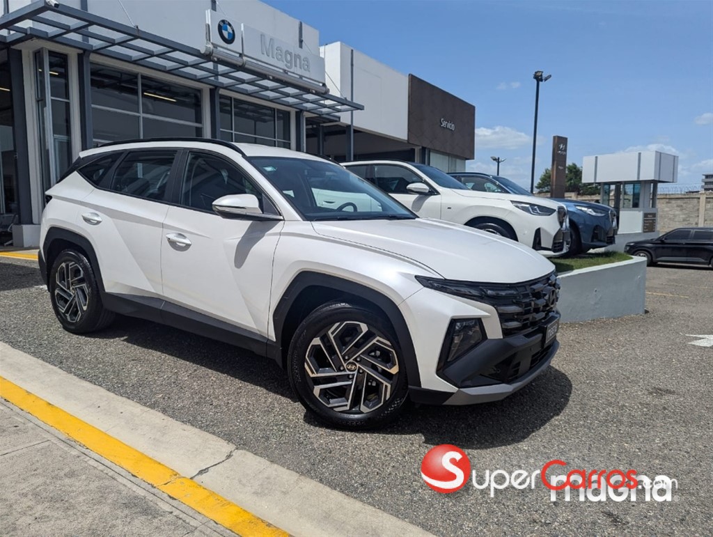 2026 Hyundai Tucson Signature — foto 2 / 10