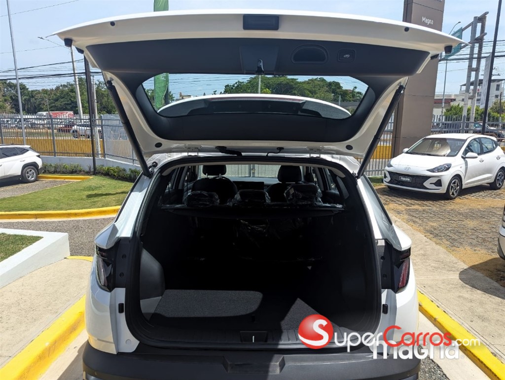 2026 Hyundai Tucson Signature — foto 6 / 10