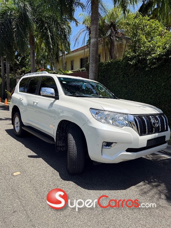 2020 Toyota Land Cruiser Prado
