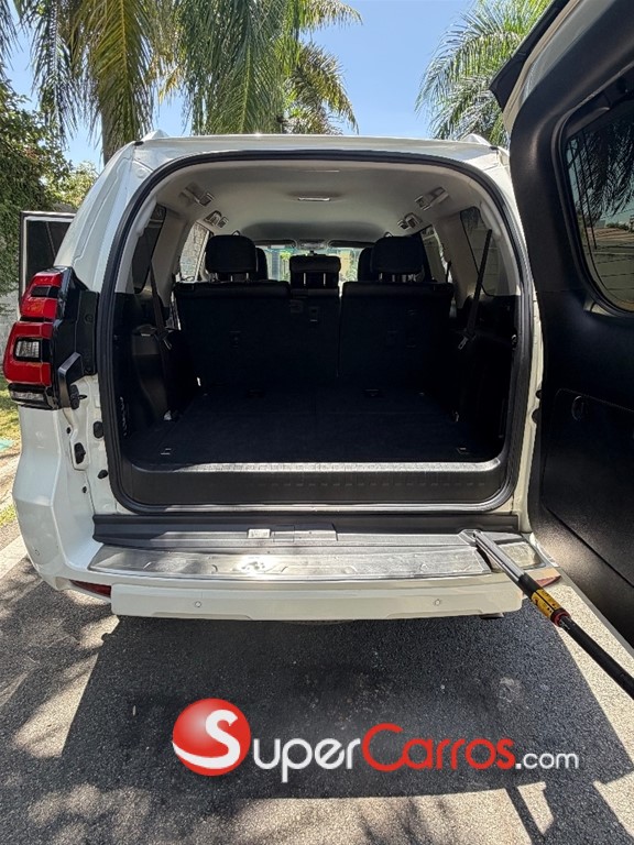 2020 Toyota Land Cruiser Prado — foto 9 / 12