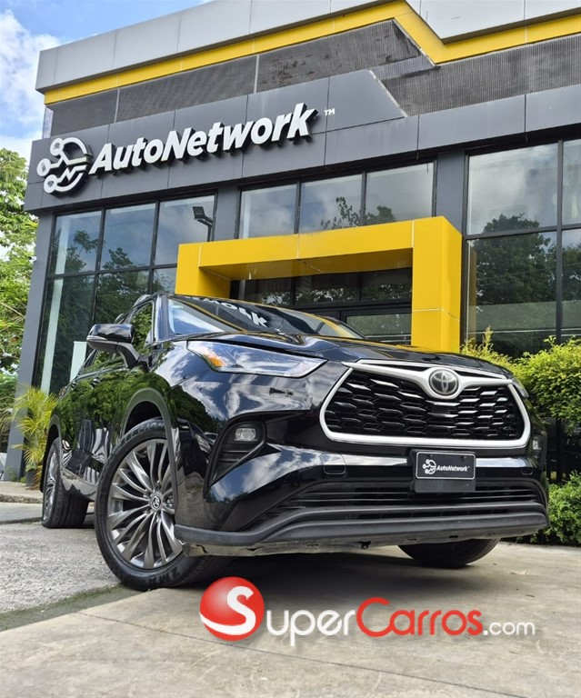 2021 Toyota Highlander LE