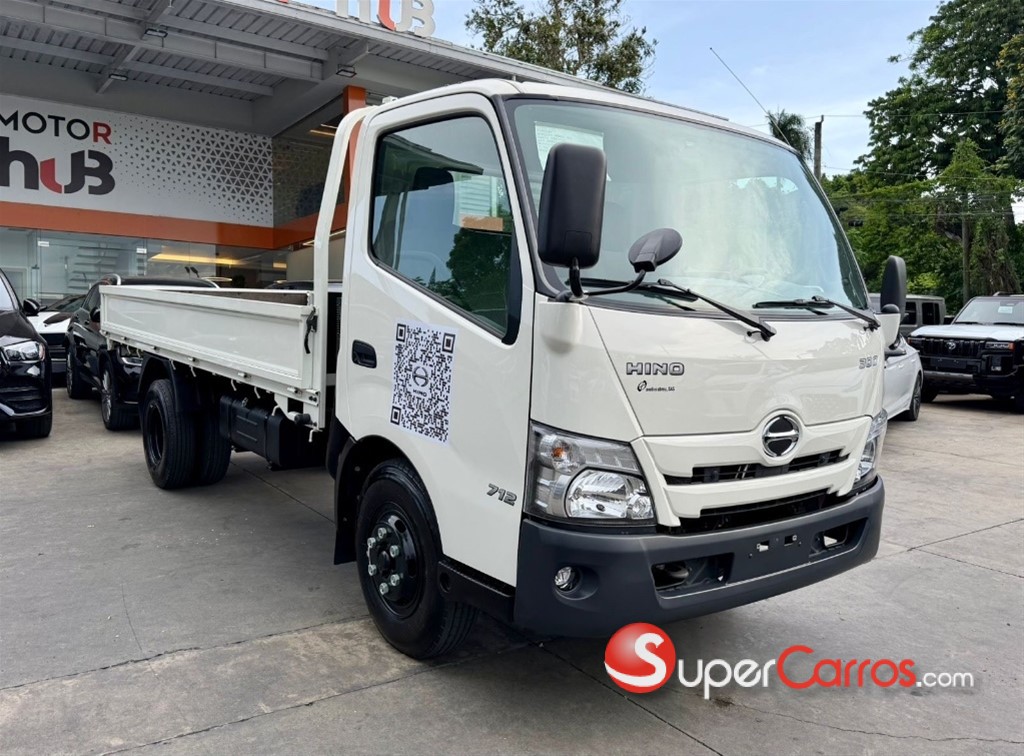 2027 Hino 300 — foto 4 / 9