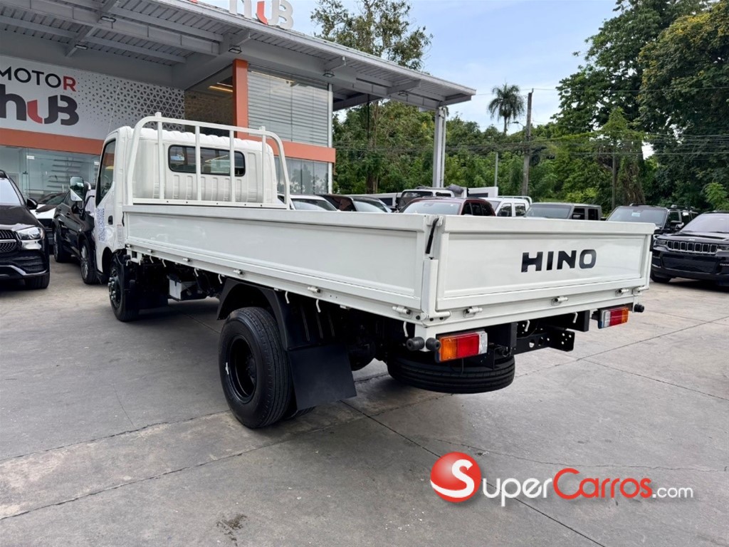 2027 Hino 300 — foto 7 / 9