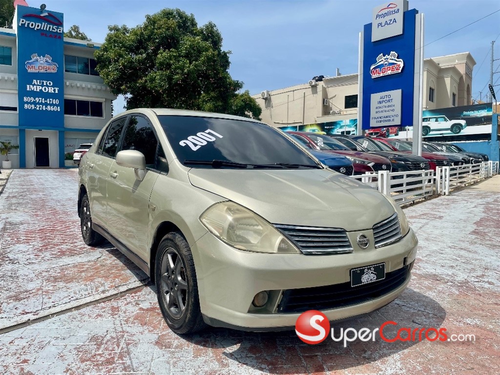 2007 Nissan TIIDA — foto 2 / 11
