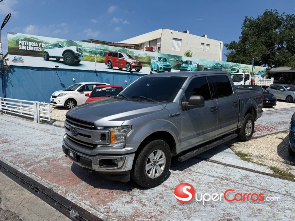2020 Ford F 150 XLT ECOBOOST — foto 3 / 11