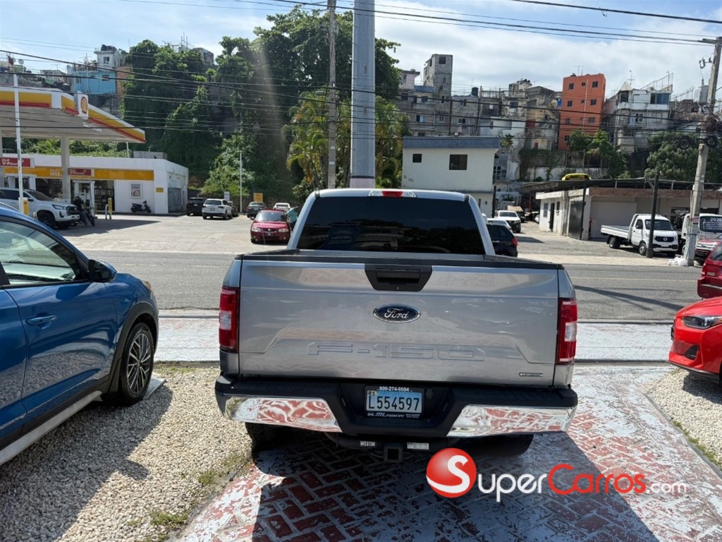 2020 Ford F 150 XLT ECOBOOST — foto 5 / 11