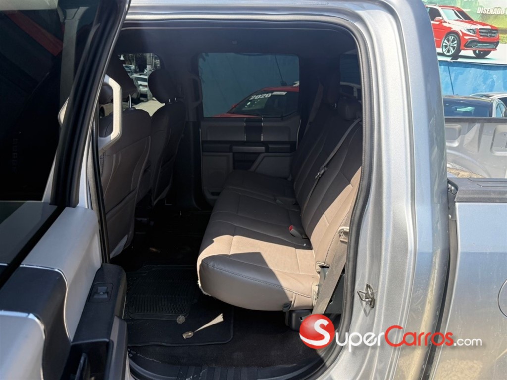 2020 Ford F 150 XLT ECOBOOST — foto 9 / 11