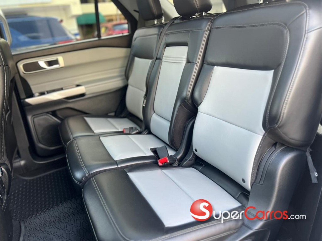 2023 Ford Explorer XLT 4WD — foto 6 / 11