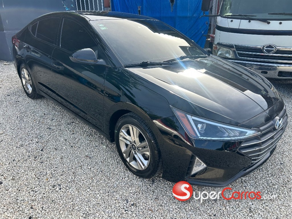 2020 Hyundai Elantra — foto 3 / 12