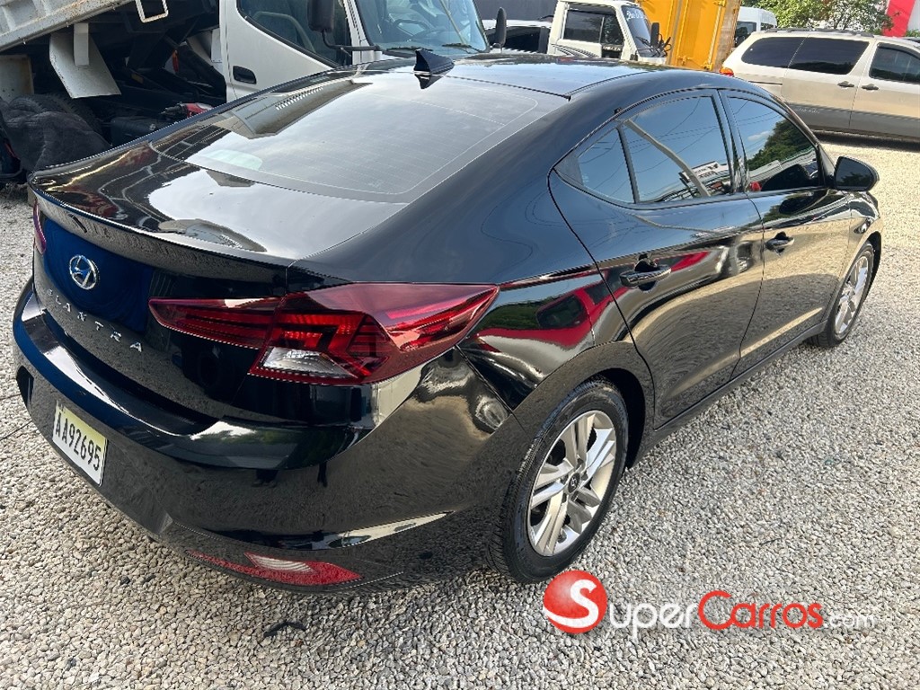 2020 Hyundai Elantra — foto 4 / 12