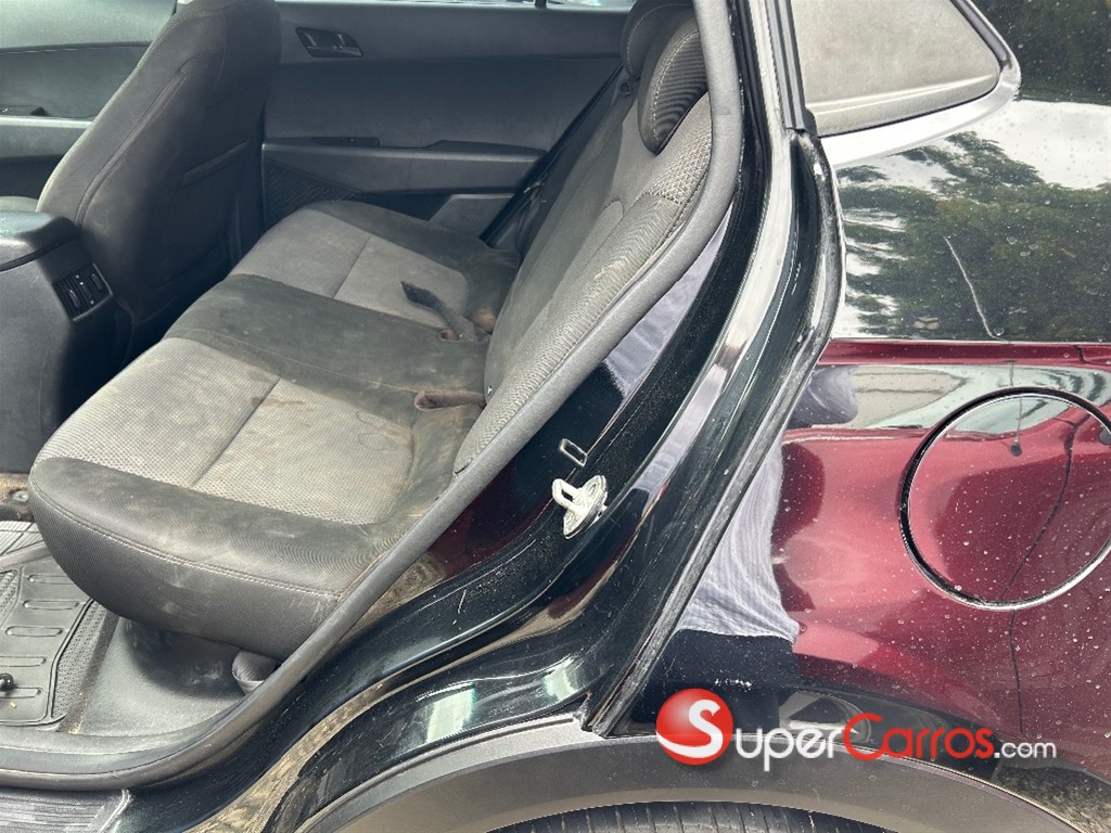 2018 Hyundai Cantus — foto 8 / 12