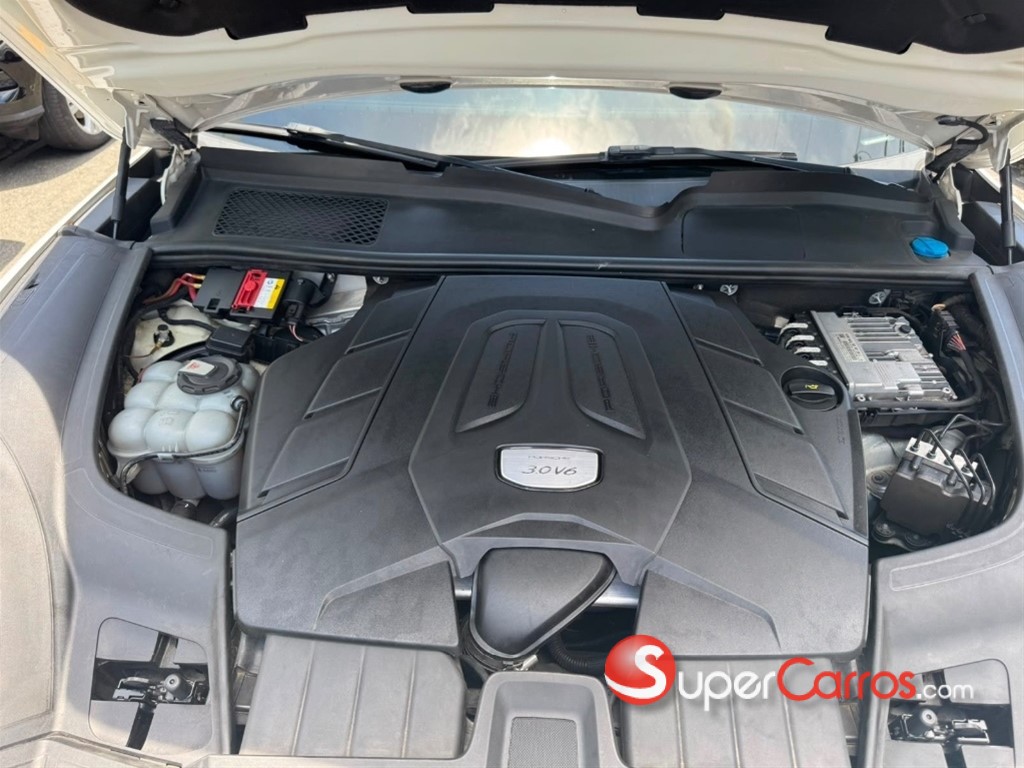 2019 Porsche Cayenne — foto 10 / 12
