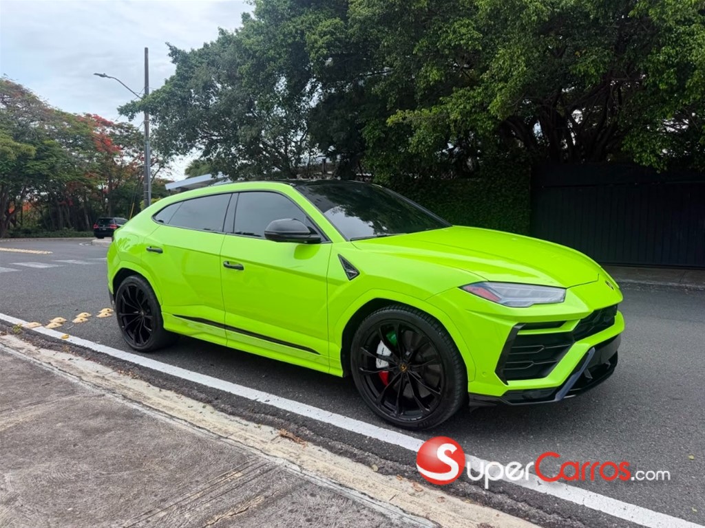 2019 Lamborghini Urus — foto 2 / 9