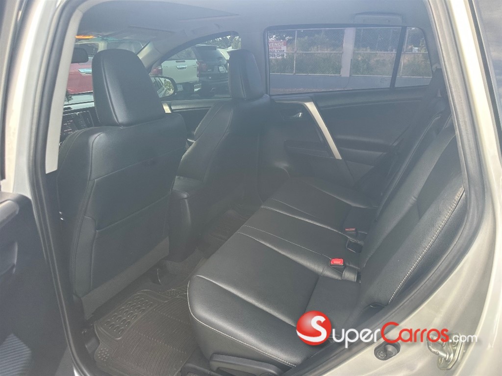 2015 Toyota RAV4 Limited — foto 7 / 11