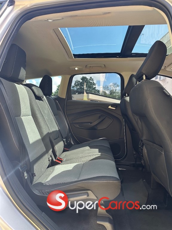 2018 Ford Escape Ecoboost — foto 5 / 12