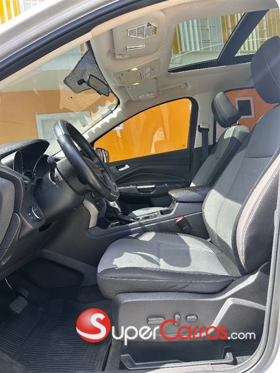 2018 Ford Escape Ecoboost — foto 12 / 12