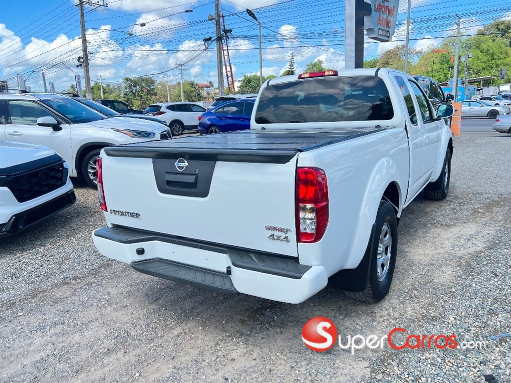 2020 Nissan Frontier SV — foto 3 / 9