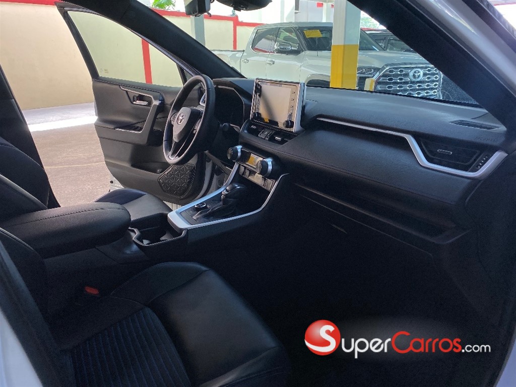 2021 Toyota RAV4 XSE Hybrid — foto 2 / 12