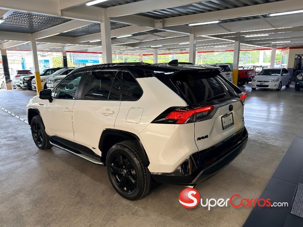 2021 Toyota RAV4 XSE Hybrid — foto 10 / 12