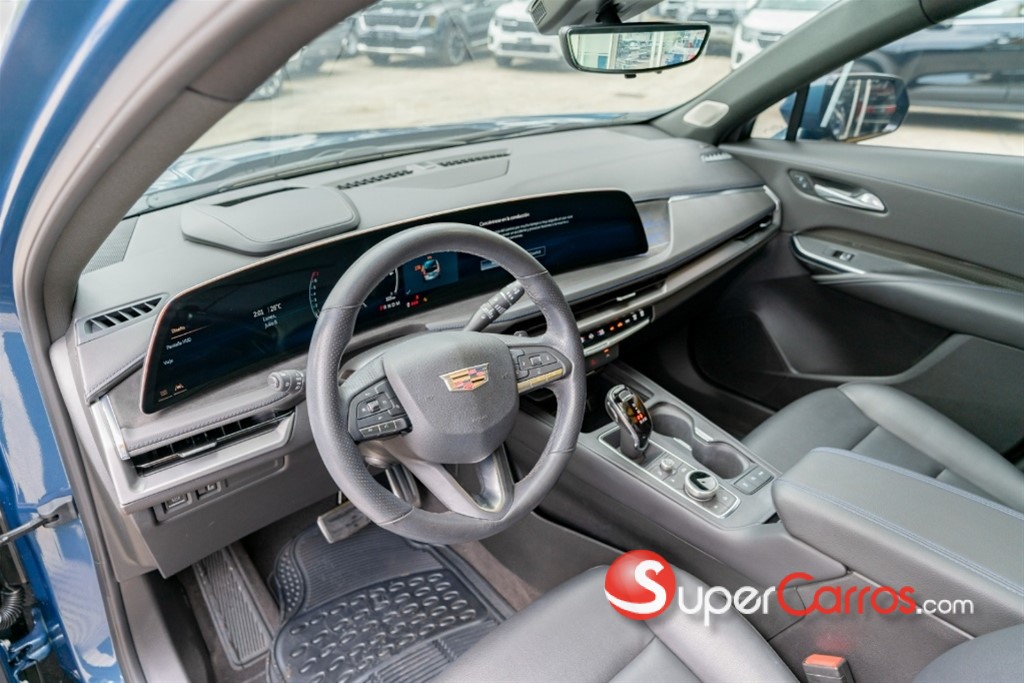 2024 Cadillac XT4 350 T — foto 7 / 9