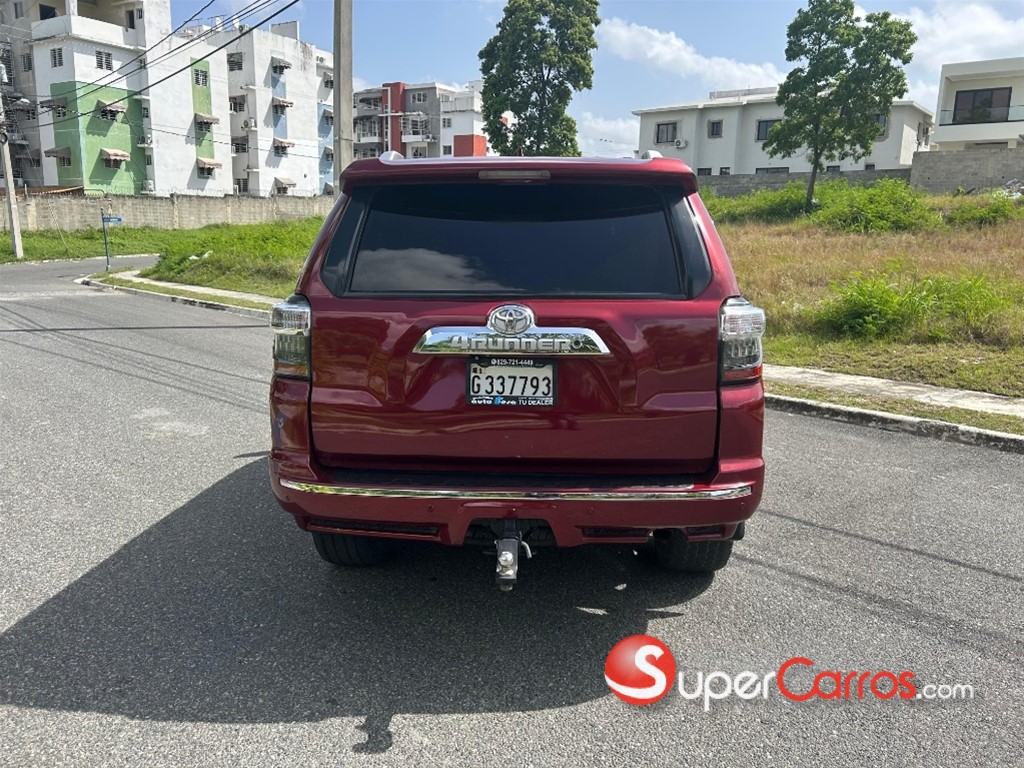 2010 Toyota 4 Runner — foto 5 / 11