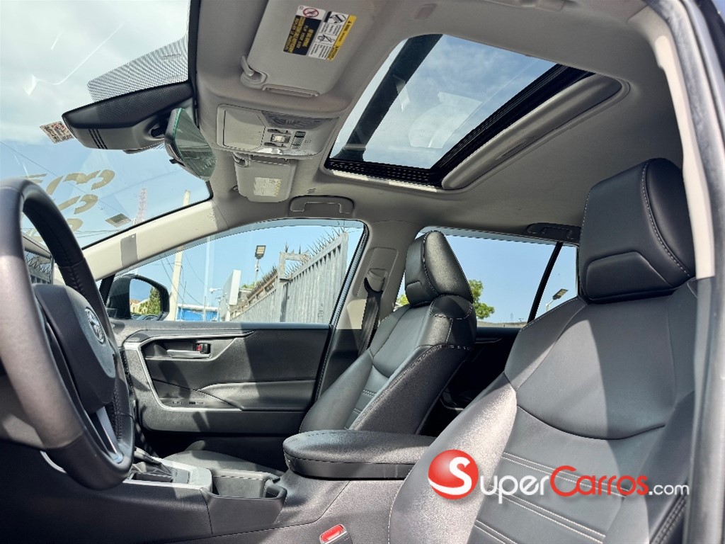 2023 Toyota RAV4 XLE Premium — foto 11 / 12
