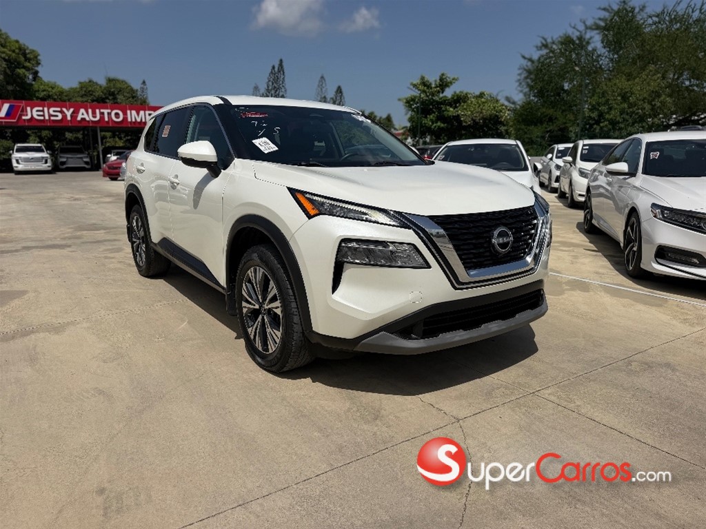 2022 Nissan Rogue SV — foto 3 / 9