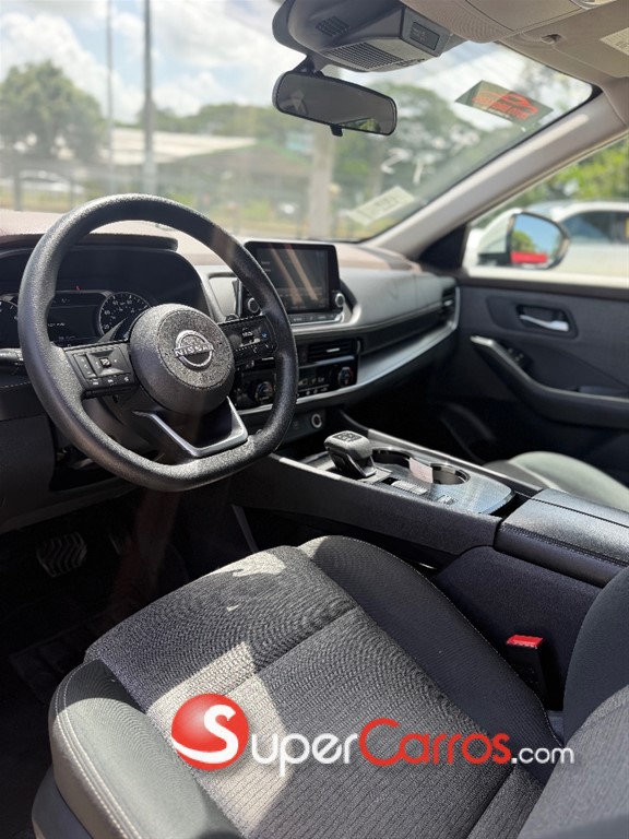 2022 Nissan Rogue SV — foto 7 / 9