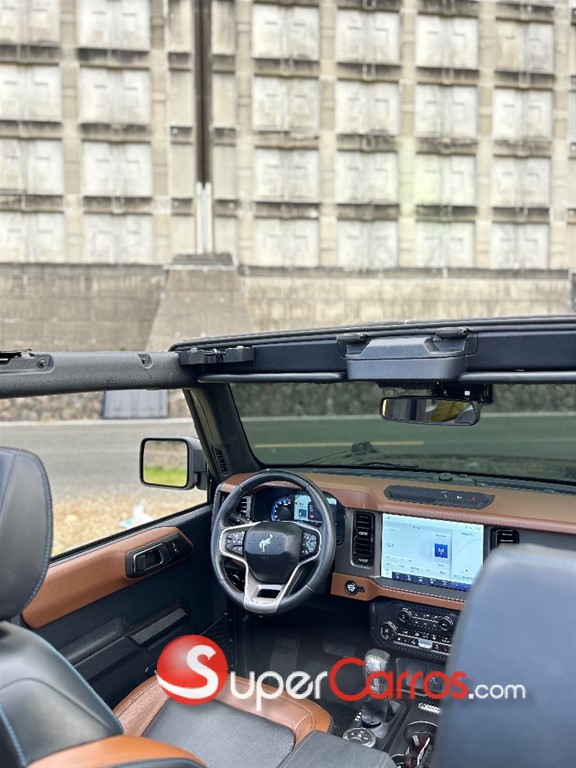 2024 Ford Bronco Outer Banks — foto 5 / 12