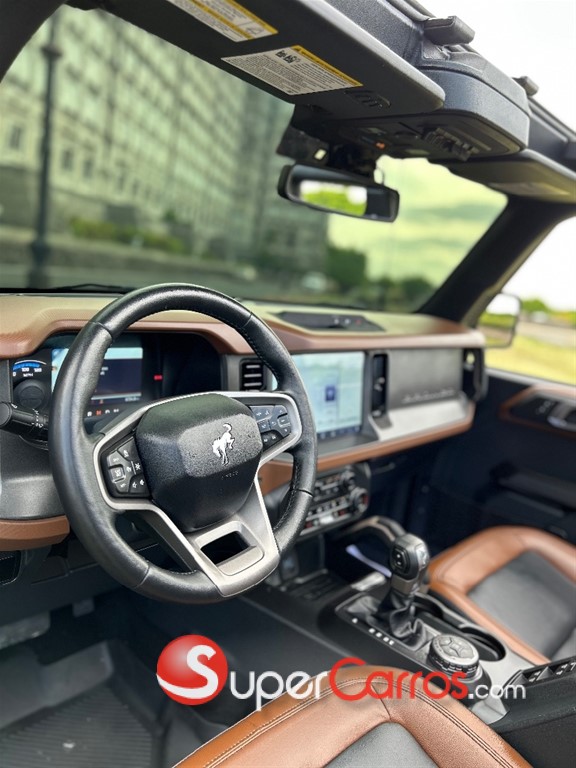 2024 Ford Bronco Outer Banks — foto 7 / 12