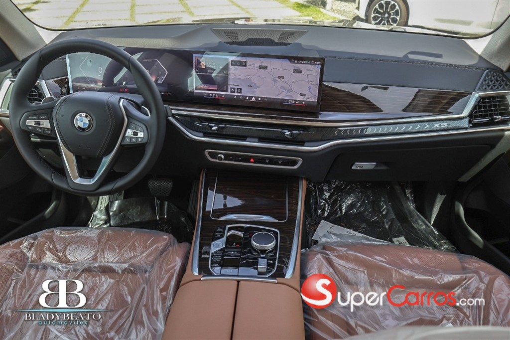 2026 BMW X 5 XDRIVE 30D — foto 9 / 12