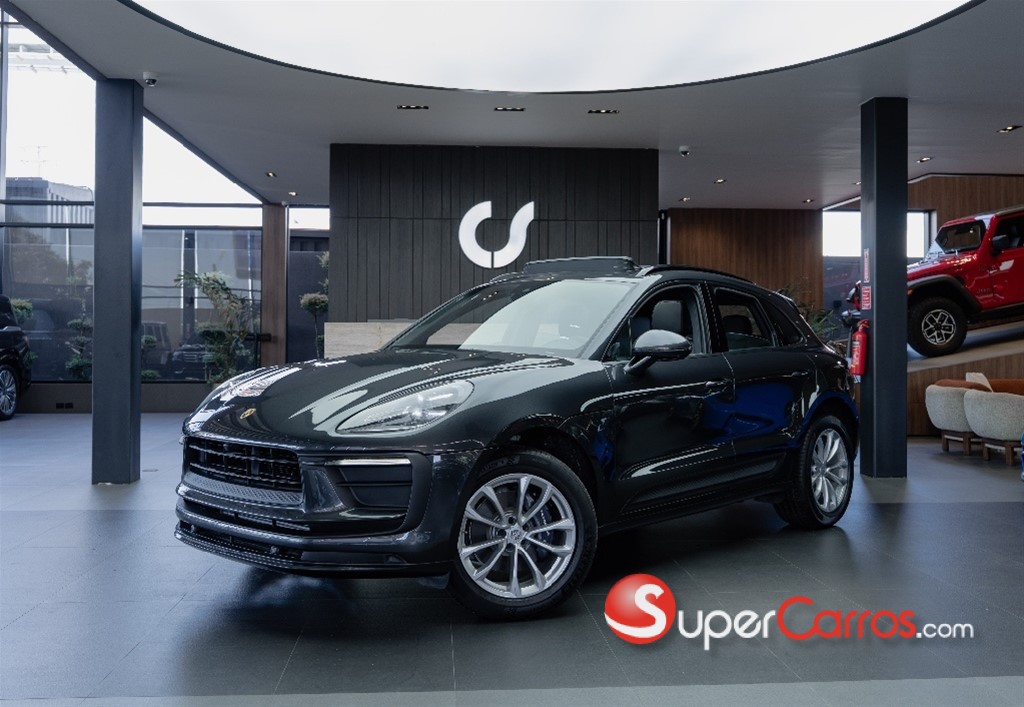 2025 Porsche Macan
