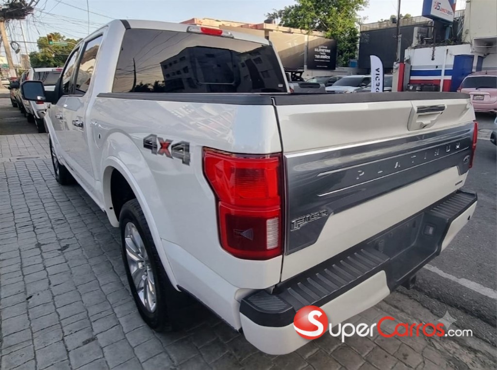 2018 Ford F 150 Platinum — foto 2 / 10