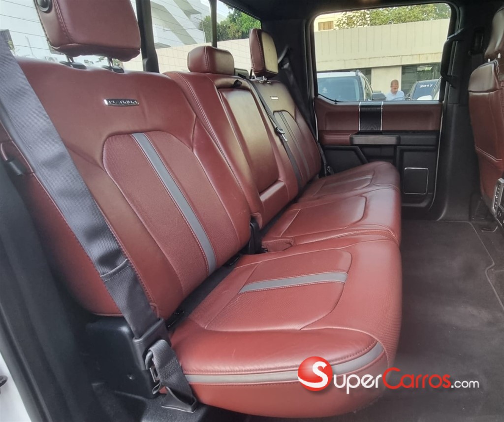2018 Ford F 150 Platinum — foto 6 / 10
