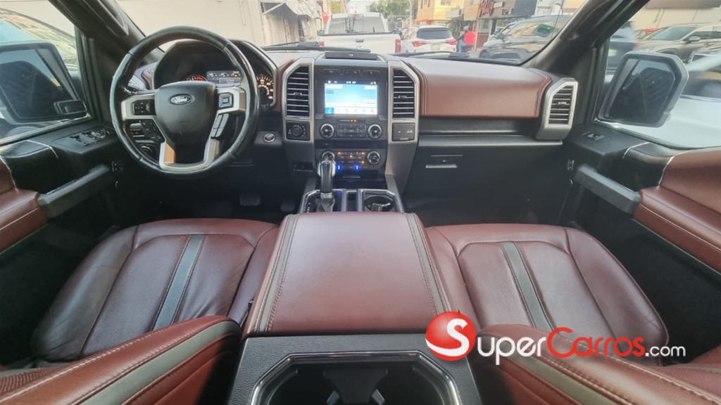 2018 Ford F 150 Platinum — foto 7 / 10