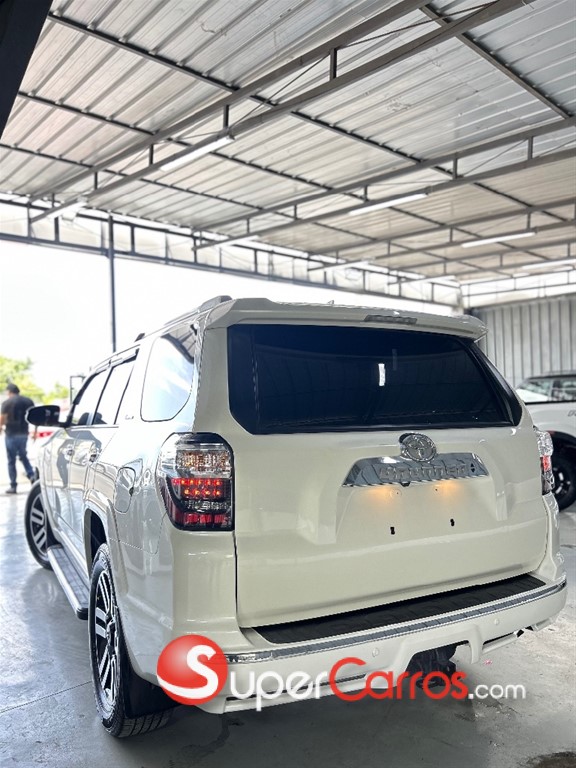 2023 Toyota 4 Runner Limited — foto 3 / 12
