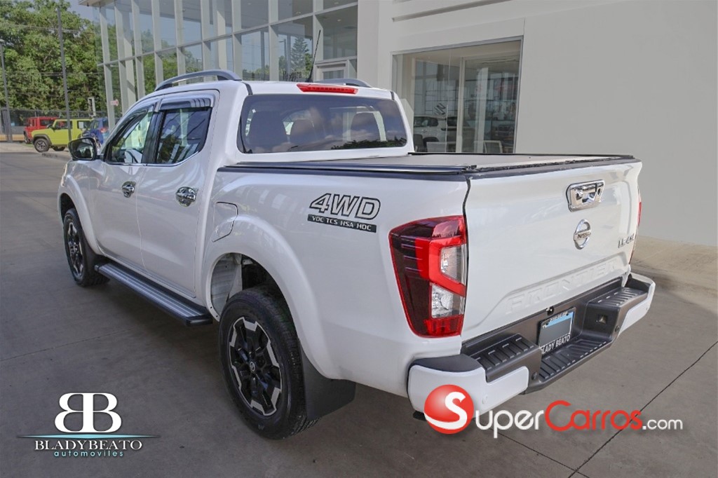 2022 Nissan Frontier LE — foto 11 / 12