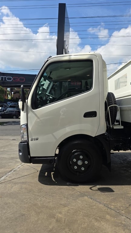 2026 Hino Volteo — foto 4 / 10