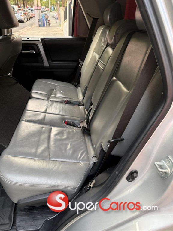2017 Toyota 4 Runner — foto 5 / 7