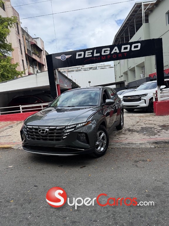 2023 Hyundai Tucson SE — foto 2 / 8