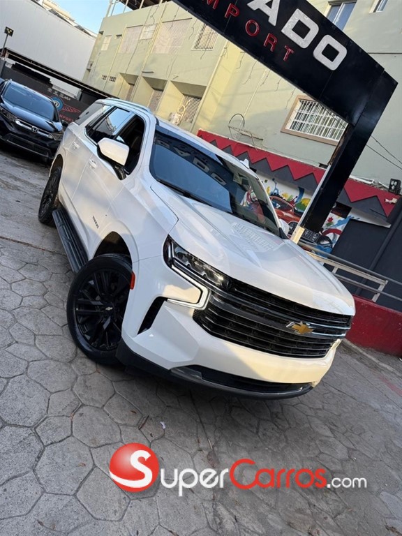 2021 Chevrolet Tahoe LT — foto 3 / 8