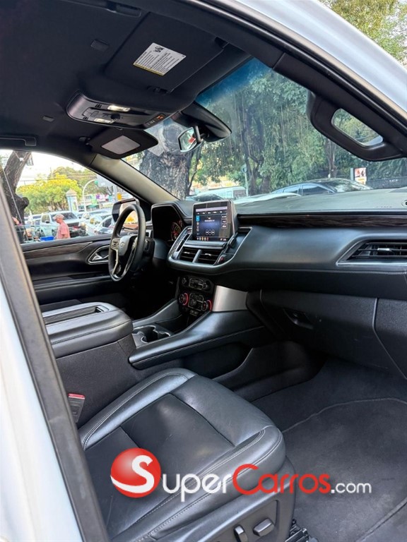 2021 Chevrolet Tahoe LT — foto 4 / 8