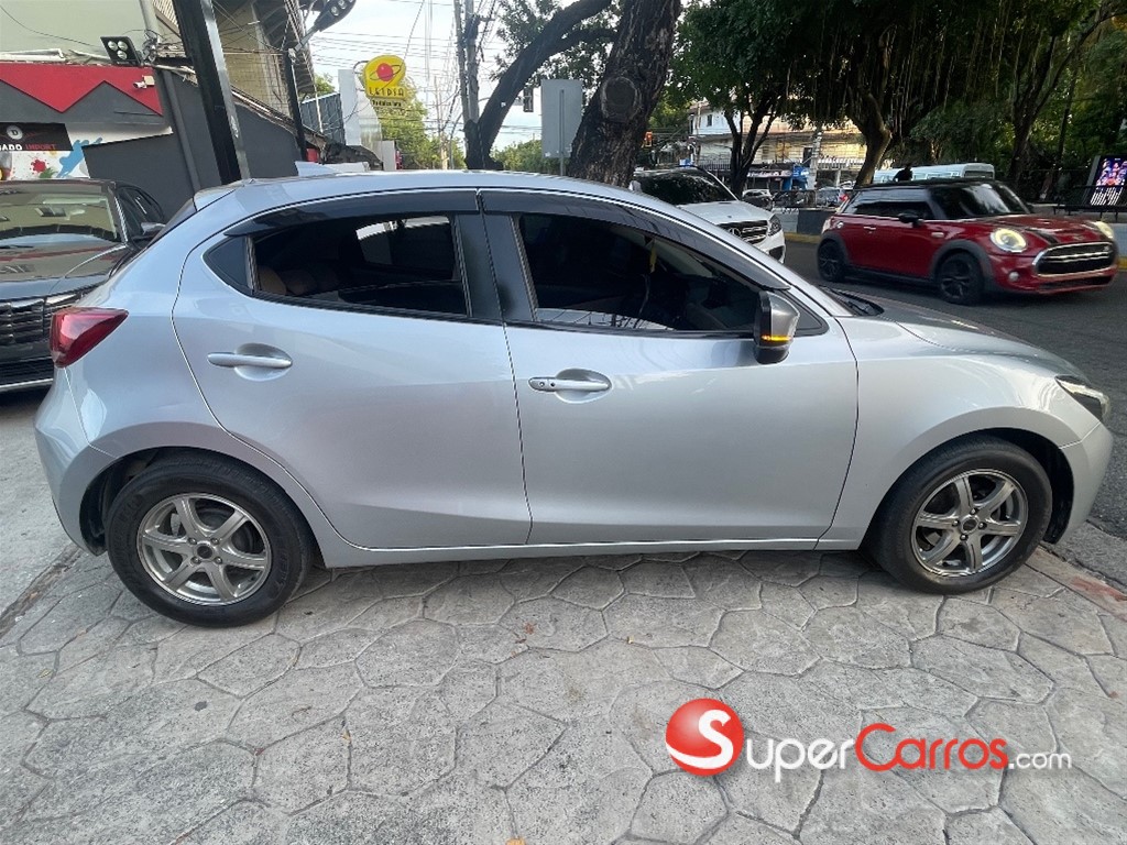 2018 Mazda Demio — foto 7 / 11