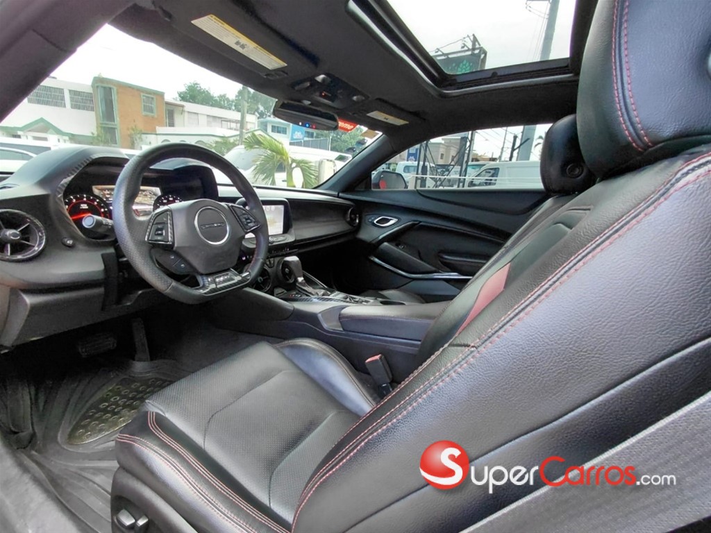 2017 Chevrolet Camaro SS — foto 9 / 12