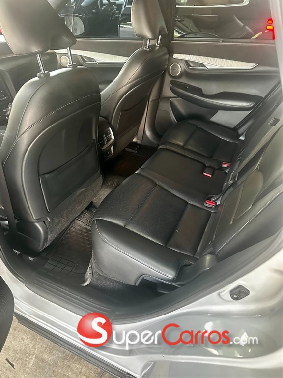 2019 Infiniti QX-50 — foto 7 / 9