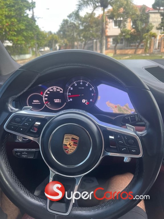 2020 Porsche Cayenne — foto 10 / 10