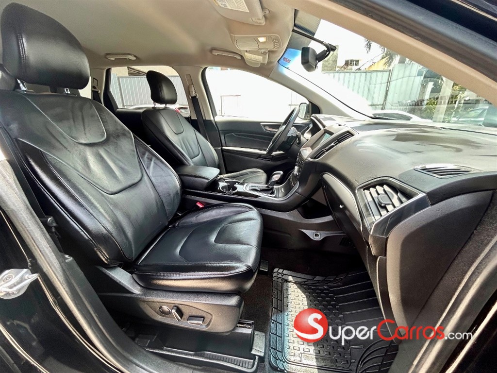 2018 Ford EDGE Titanium — foto 9 / 12